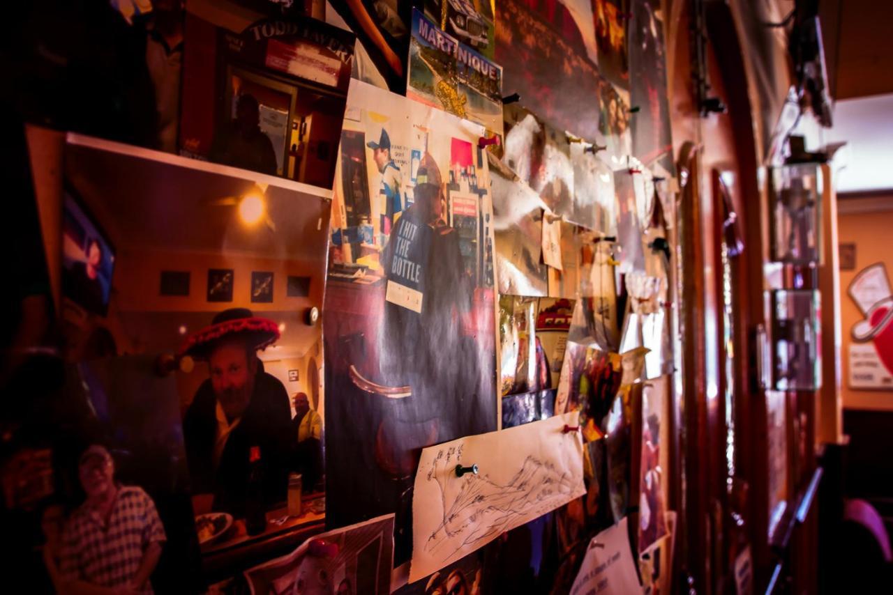 Todd Tavern Hostel Alice Springs Εξωτερικό φωτογραφία